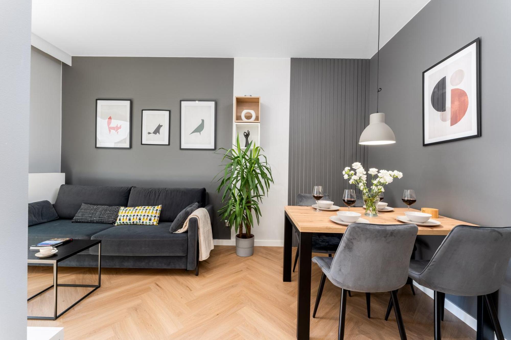 One-Bedroom Apartment